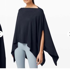 Lululemon Forward Flow Poncho - Black